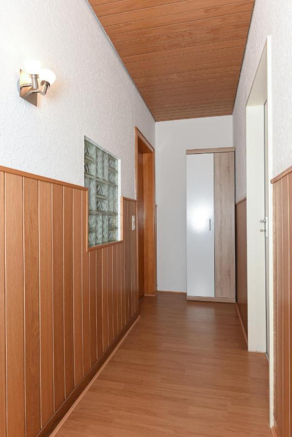 Ferienwohnungen Im Haus Waterkant Neuharlingersiel Exterior photo